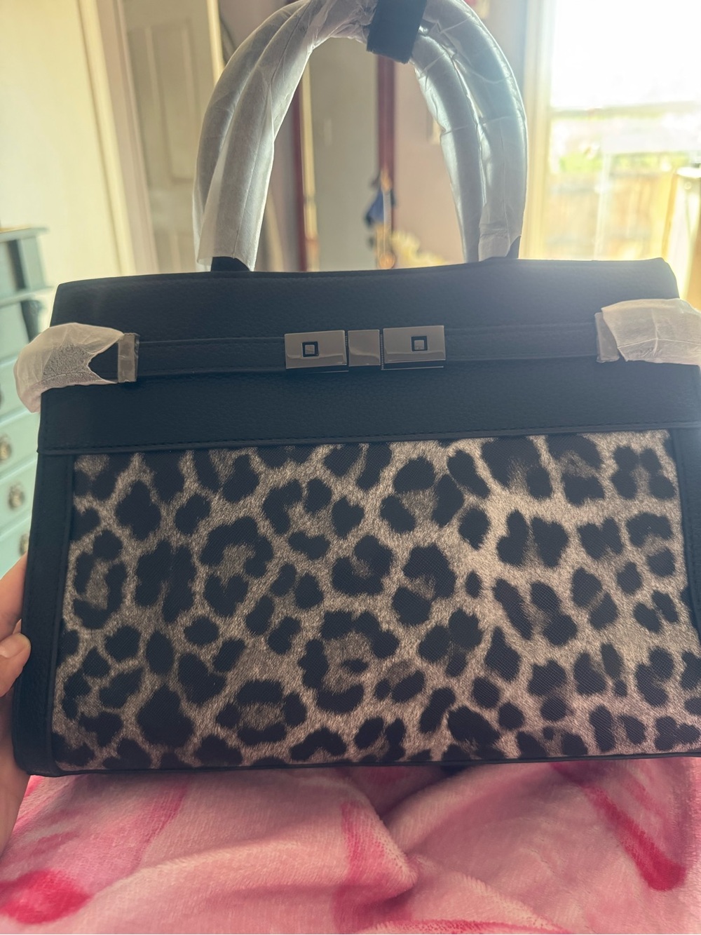 Black Leopard-Print Top-Handle Women’s Bag